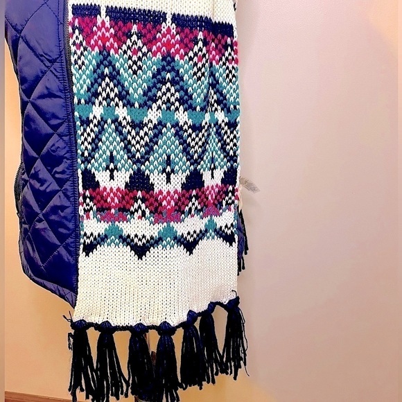 NWT Old Navy Warm Knit Fair Isle Scarf || 80” Long || Ivory w/ Pink Blue Green - Picture 4 of 14